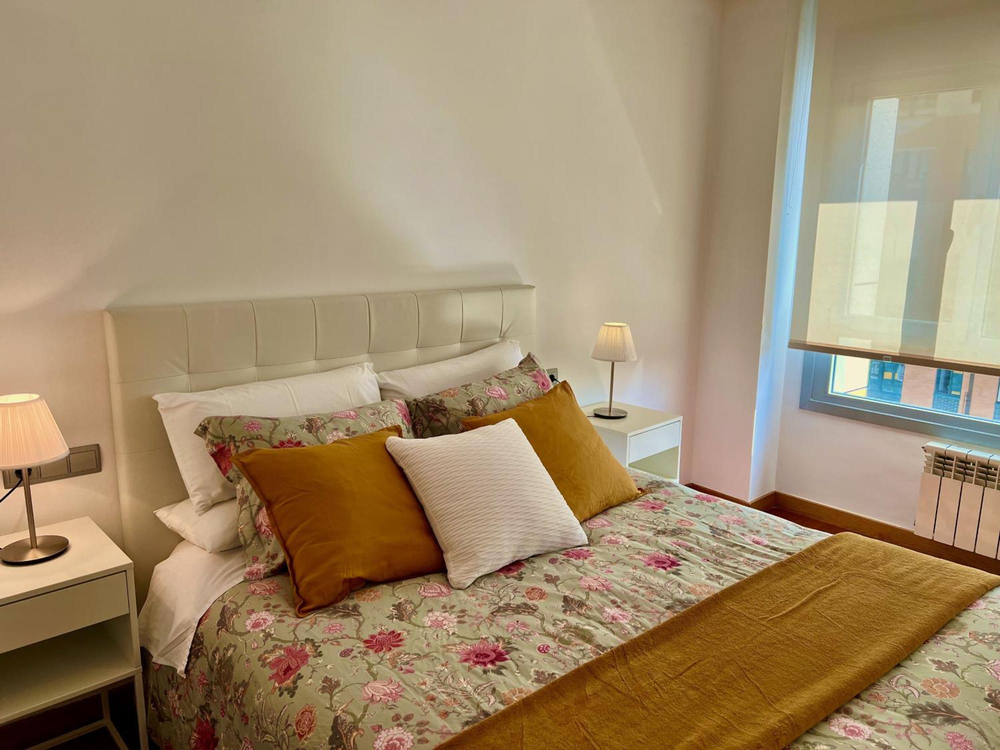 Apartamento Europa Jardin Oviedo Esterno foto
