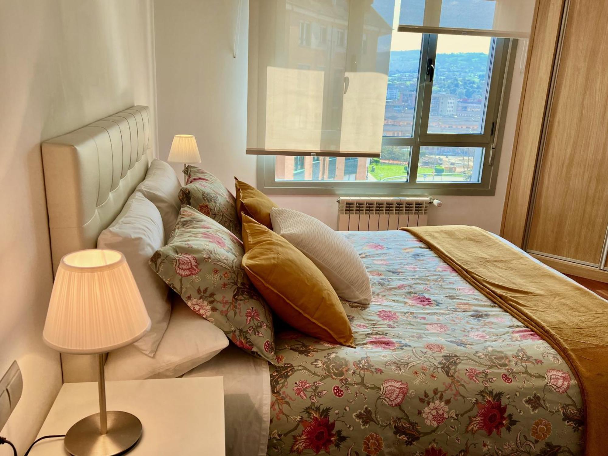 Apartamento Europa Jardin Oviedo Esterno foto