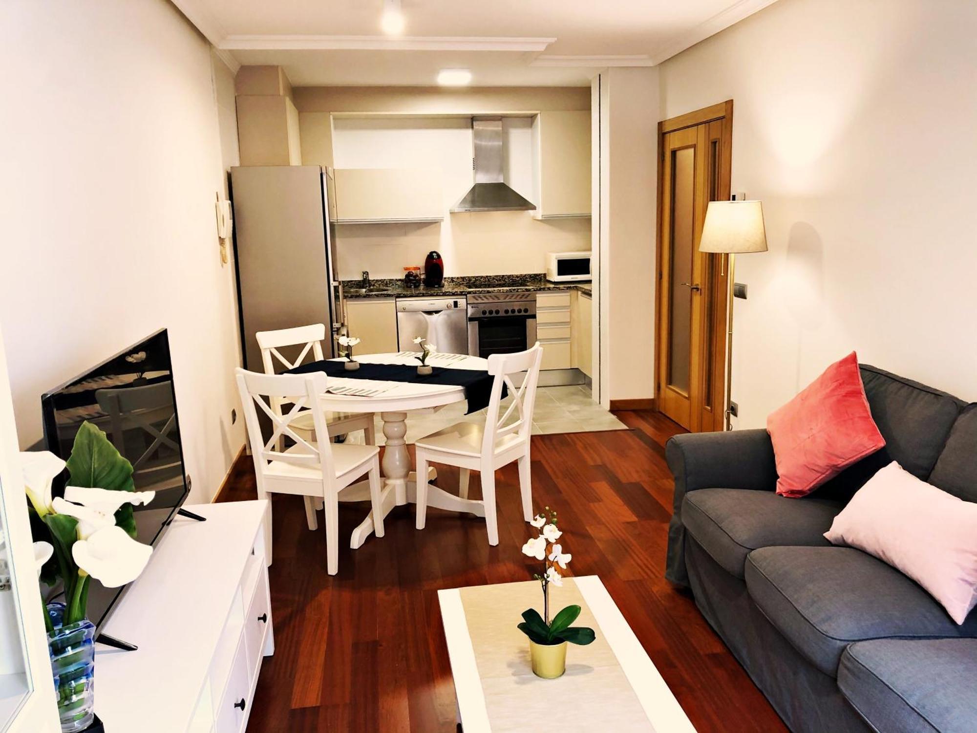 Apartamento Europa Jardin Oviedo Esterno foto